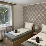 Dióliget Villa *