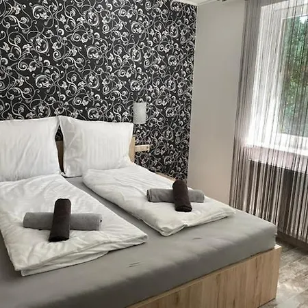 Dióliget Villa *